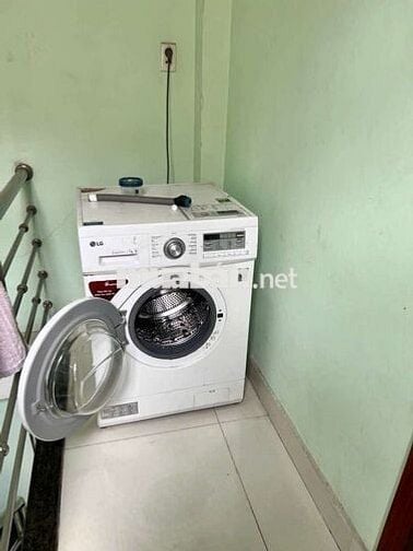 Nhà MT Đs 4 p11 gv cũ 3.2x12m 2lầu 3pn 2wc. Gần công viên Làng Hoa