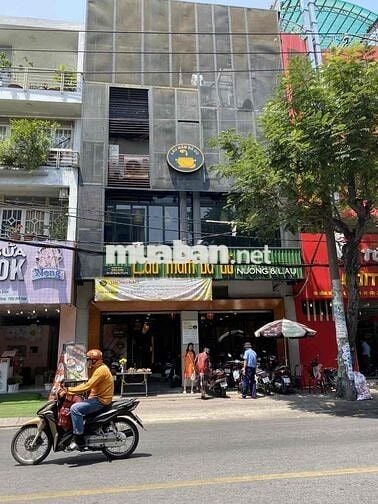 Nhà mặt tiền đẹp sầm uất Đồng Đen – ngang 8x18 1 trệt 3 lầu, giá tốt