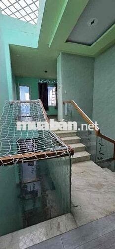Nhà mặt tiền đường Tên Lửa, Bình Tân, 4 tầng, 105m2, thang máy, 16 tỷ