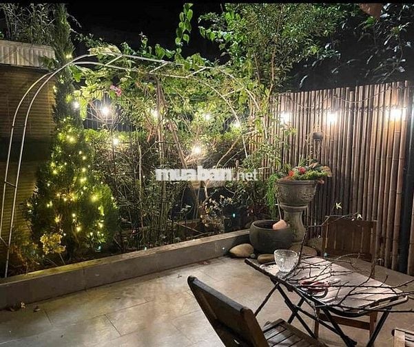 cho thuê nhà 115 met, 2-3 phòng ngủ nhà phố vườn