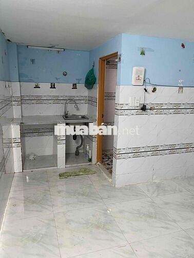 phòng cao cấp giá bình dân phòng có máy lạnh nước nóng lạnh