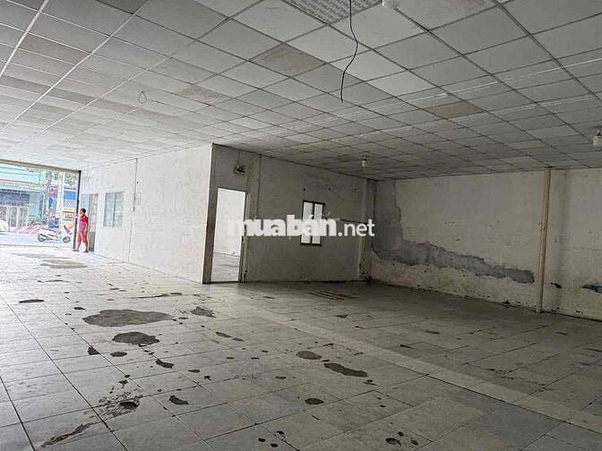 Cho thuê mặt bằng LÔ GÓC tại Phú Hoà - Thủ Dầu Một - Bình Dương