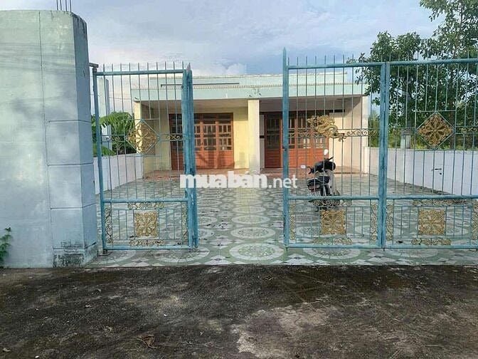 Cần bán căn nhà đôi tại long an chính chủ có sổ sạch sẽ 2 tỉ 750