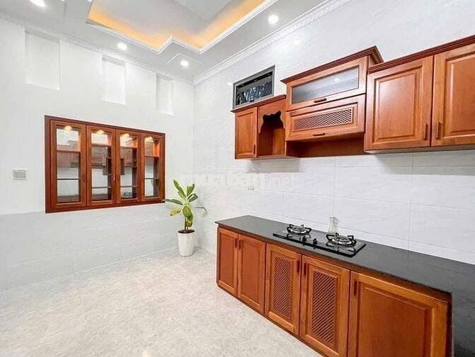 Cho thuê gấp nhà 116/2A Lê Lợi, P4, Q.Gò Vấp thông ra Phan Văn Trị