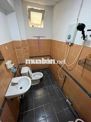 Căn hộ 2PN đủ nội thất Quận 1 giá siêu rẻ