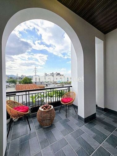 [BÁN GẤP] NHÀ 3 TẦNG MỚI ĐẸP - 4PN FULL NỘI THẤT - KIỆT XE HƠI