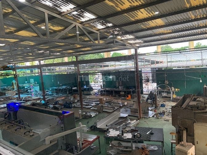 TUYỂN THỢ/PHỤ MÁY CHẤN, CẮT LASER VÀ THỢ/PHỤ/HỌC VIỆC GÒ NUÔI ĂN Ở