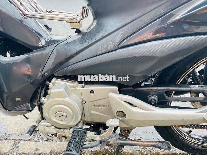 Suzuki Axelo xe êm tay côn