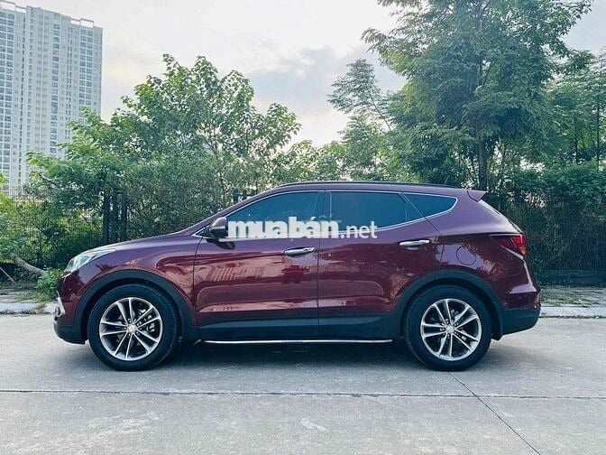 Hyundai SantaFe Premium 2.2D 4x4 sản xuất 2018