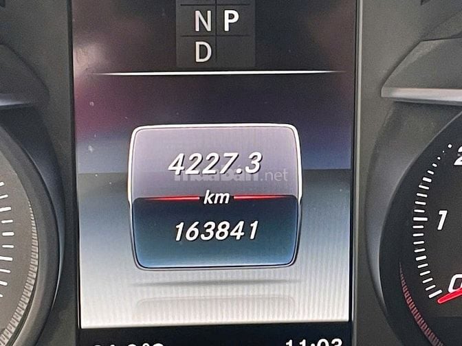 Xe Mercedes Benz GLC 250 4Matic 2018