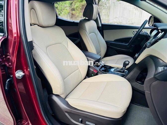 Hyundai SantaFe Premium 2.2D 4x4 sản xuất 2018