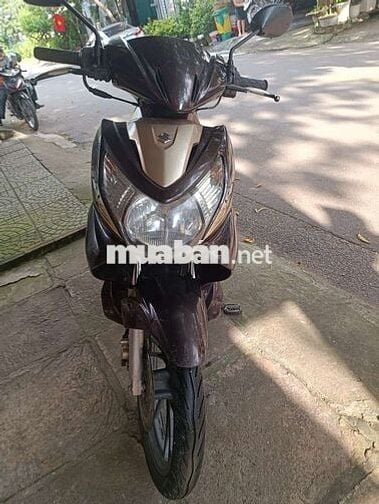 Dư xe bán nhanh xe còn nguyên zin êm