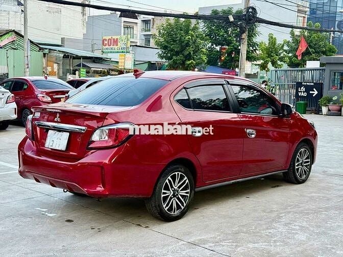 Attrage siêu lướt CVT Premium 23000 km có trả góp