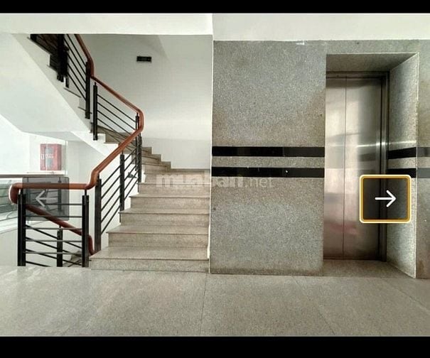 Toà Nhà Văn Phòng Đường Nguyễn Văn Đừng, Ngay Trần Hưng Đạo 2 chiều