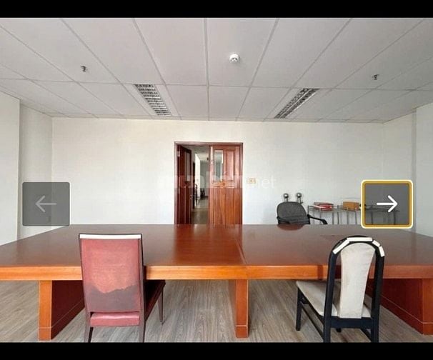 Toà Nhà Văn Phòng Đường Nguyễn Văn Đừng, Ngay Trần Hưng Đạo 2 chiều