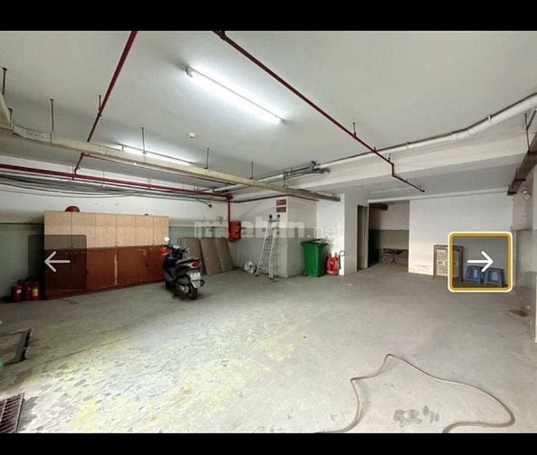 Toà Nhà Văn Phòng Đường Nguyễn Văn Đừng, Ngay Trần Hưng Đạo 2 chiều