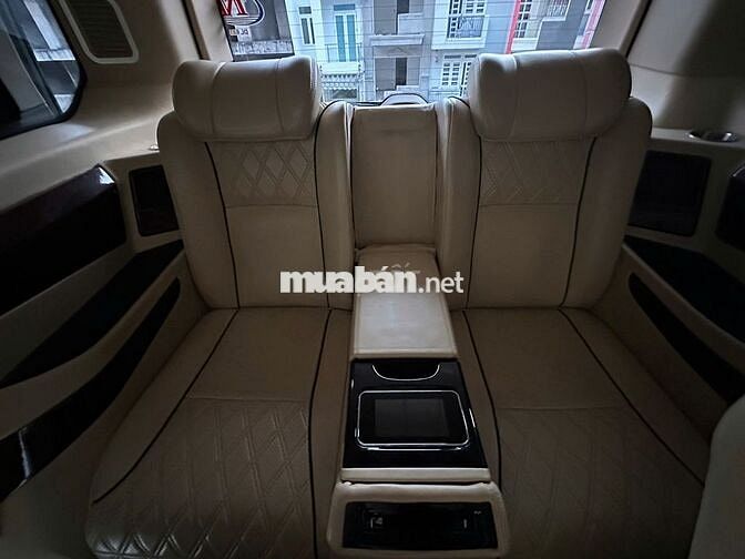 Ford Tourneo Limousine 2020 bảo hành 2026, vay 75%