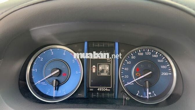 Toyota Fortuner 2.4L 4x2 MT 2023 - 49000 km