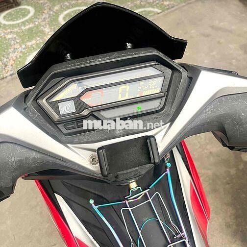 cần bán winner v2 hỗ trợ trả góp