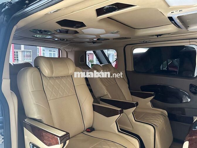 Ford Tourneo Limousine 2020 bảo hành 2026, vay 75%