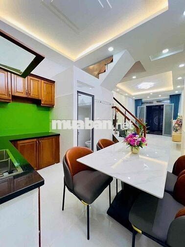 bán nhà hẻm xe hơi,42 m2 xây 2 tầng chỉ 4,75 tỷ,Thống Nhất,Gò Vấp