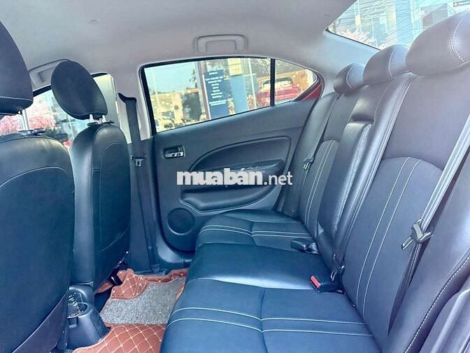 Attrage siêu lướt CVT Premium 23000 km có trả góp