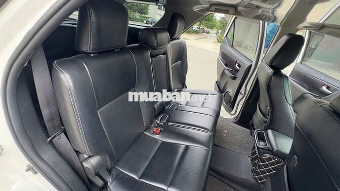 Toyota Fortuner 2.4L 4x2 MT 2023 - 49000 km