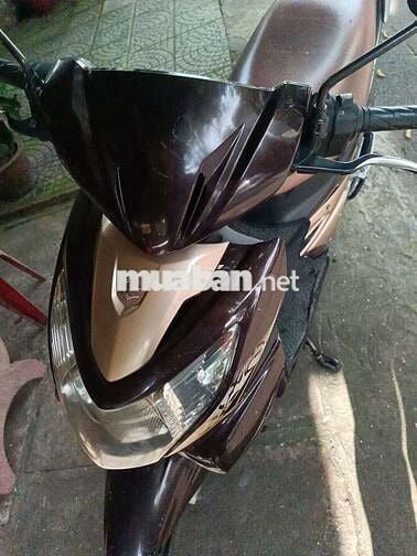 Dư xe bán nhanh xe còn nguyên zin êm