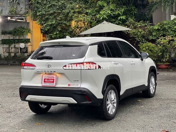 Toyota Corolla Cross 2021 1.8G, xe gia đình