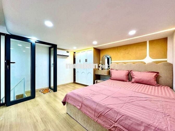 4ty2-Sử Dụng 90m2 - 3 Tầng - Phan Xích Long