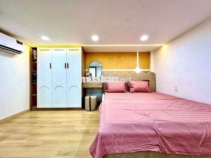 4ty2-Sử Dụng 90m2 - 3 Tầng - Phan Xích Long