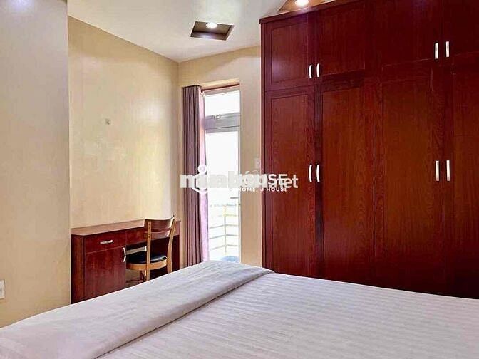 Căn Hộ Một Phòng Ngủ Ban Công Đẳng Cấp Tại Phú Nhuận RỘNG 50m2