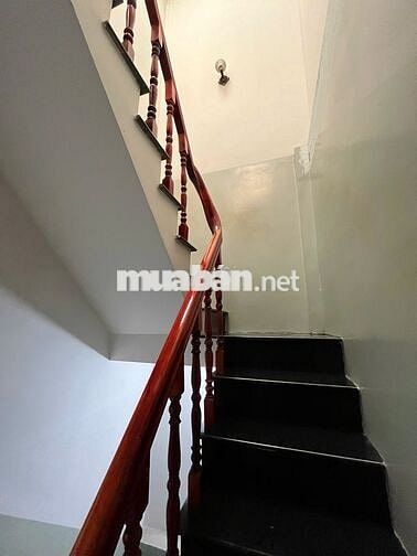 Q10 Lý Thái Tổ – Nhà 37m², 4PN, hẻm 4m, 2 lầu ST – giá 6.2 tỷ TL – hot