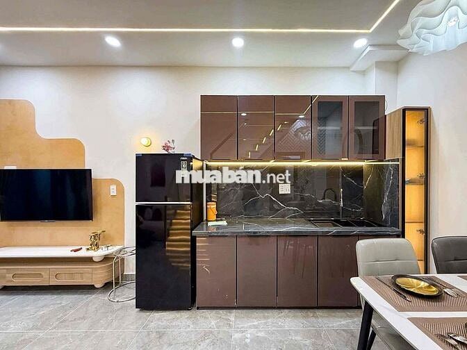 QUÁ NGON - PHAN XÍCH LONG - 3 PN - NHÀ ĐẸP FULL NT - TRỆT LẦU + LỬNG