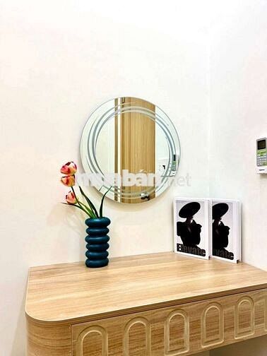 4ty2-Sử Dụng 90m2 - 3 Tầng - Phan Xích Long