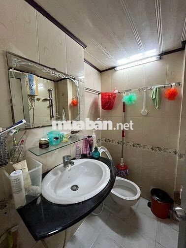 Q10 Lý Thái Tổ – Nhà 37m², 4PN, hẻm 4m, 2 lầu ST – giá 6.2 tỷ TL – hot