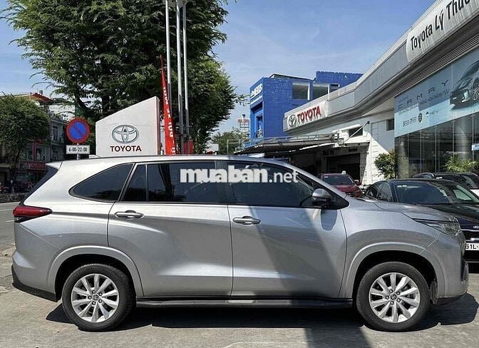 TOYOTA INNOVA CROSS 1.8V 2025 - odo: 1.375km