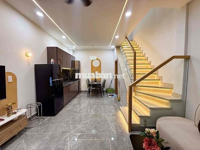 QUÁ NGON - PHAN XÍCH LONG - 3 PN - NHÀ ĐẸP FULL NT - TRỆT LẦU + LỬNG