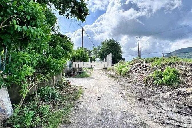 ĐẤT NỀN 1 XẸT HUYẾT MẠCH PHÚ MỸ - TÓC TIÊN