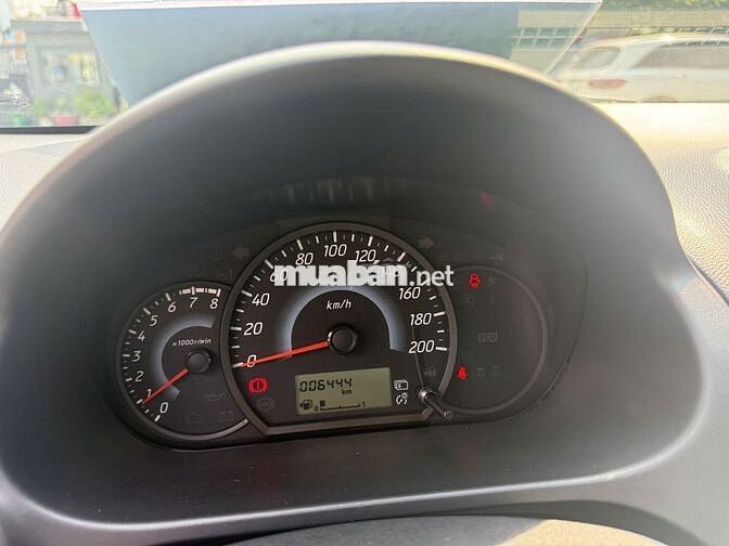 Mitsubishi Attrage 2025 1.2 MT - 6.500 Km