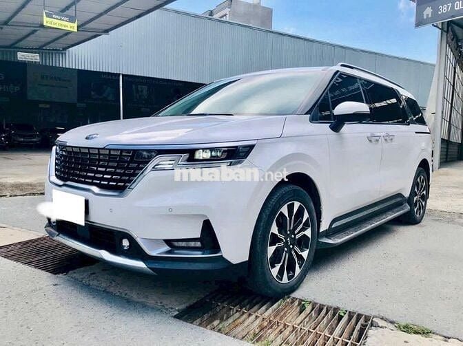 Kia Carnival 2022 Signature 2.2D - Lướt 13,000 km.