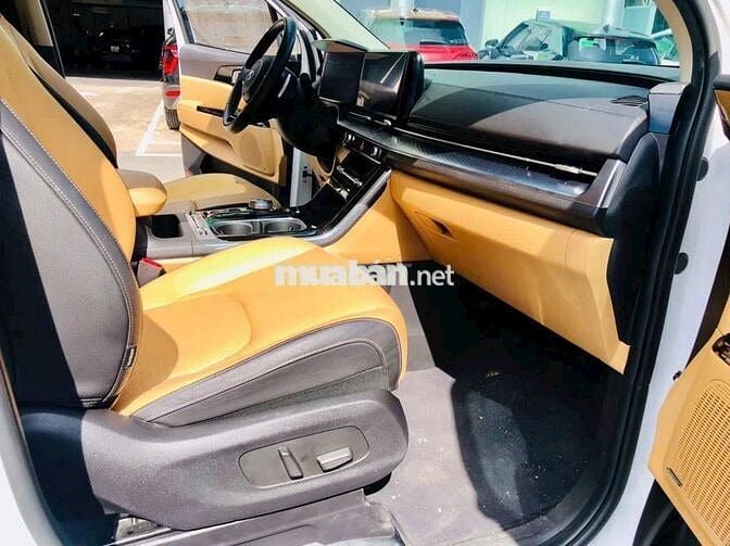 Kia Carnival 2022 Signature 2.2D - Lướt 13,000 km.