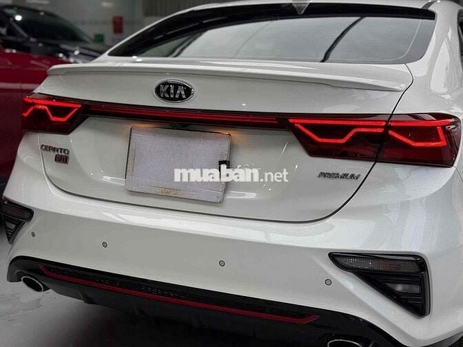 Kia Cerato 2021 2.0 AT PREMIUM - 24000 km