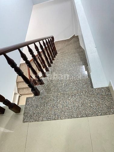 Cho thuê nhà 180m2 tại Thủ Đức, gần bến xe Miền Đông, QL13, TPHCM