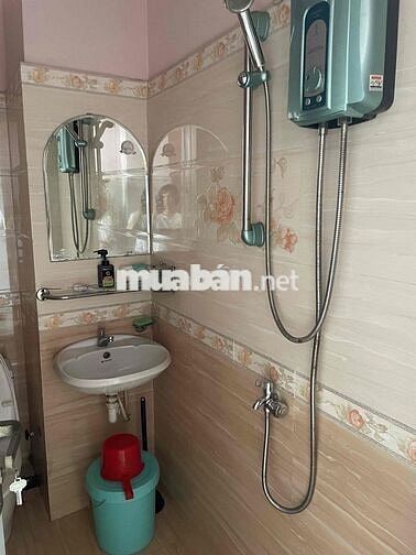 PHÒNG TRỌ DH CÔNG NGHIỆP UIH PHAN VĂN TRỊ