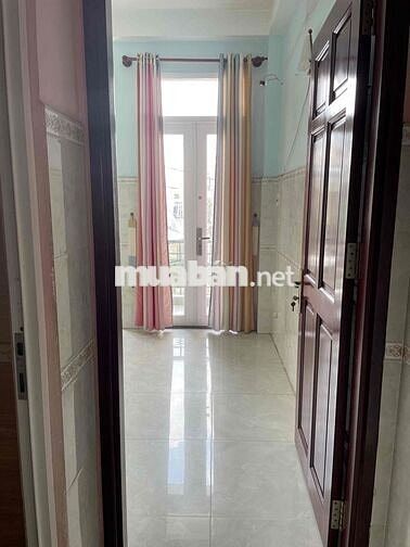 PHÒNG TRỌ DH CÔNG NGHIỆP UIH PHAN VĂN TRỊ