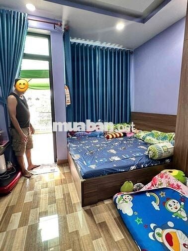 NHÀ 4 TẦNG – MẶT TIỀN RẠCH CÁT – KINH DOANH TỐT – QUẬN 8