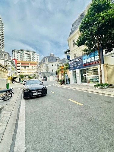 Cho thuê nhà Hoa Phượng. Hiếm chỉ còn 1 căn duy nhất khu Đường Hoa, PN