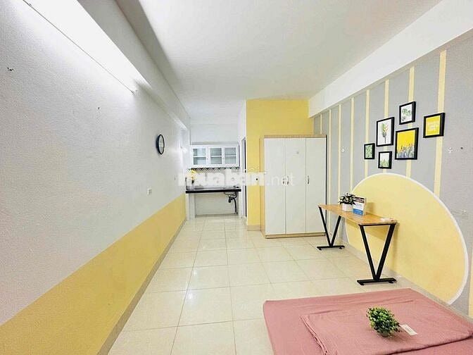 PHÒNG ĐƠN GIÁ RẺ NGAY CHỢ PHÙNG KHOANG TIỆN RA TỐ HỮU CHỈ 3TR5 VSKK