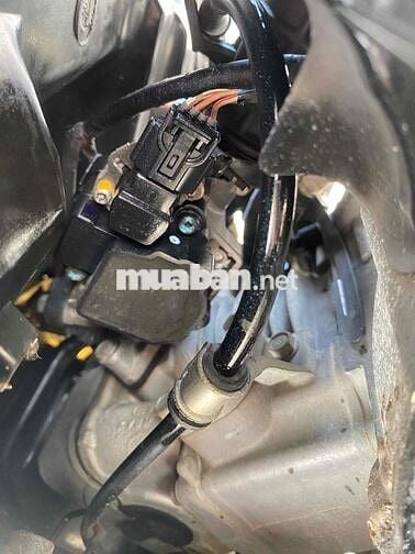 Mình cần bán xe fi 2010 máy zin cọp